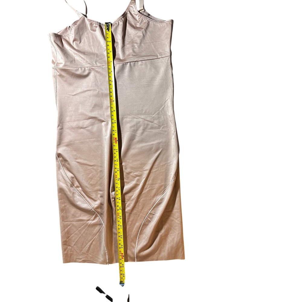 Spanx SmartGrip Slips Full Slip Shapewear Beige Tan Medium Adjustable Straps - Picture 5 of 6